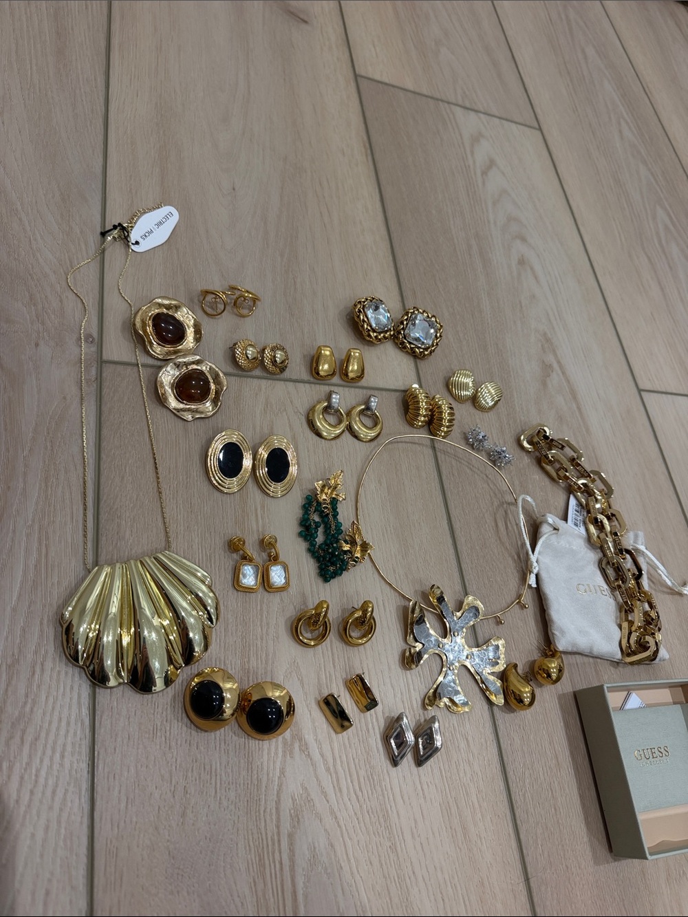 JEWERLY BUNDLE!!!